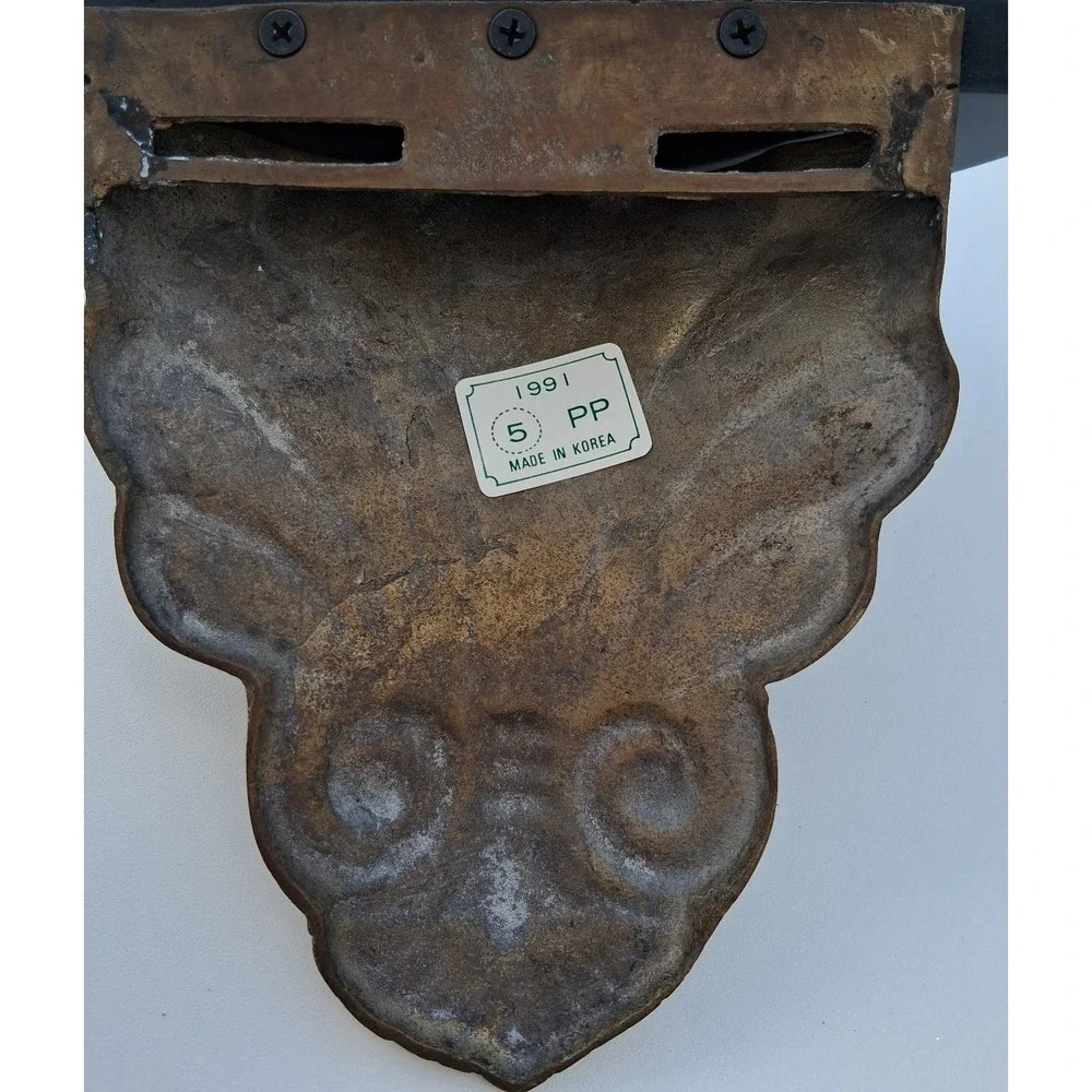 Vintage 1991 Decorative Wall Shelf Faux Bronze Corbel Hollywood Regency Accent